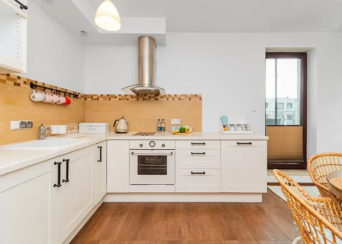 Mierzeja - Przy Marinie, 100 M Od Zalewu Wislanego, *